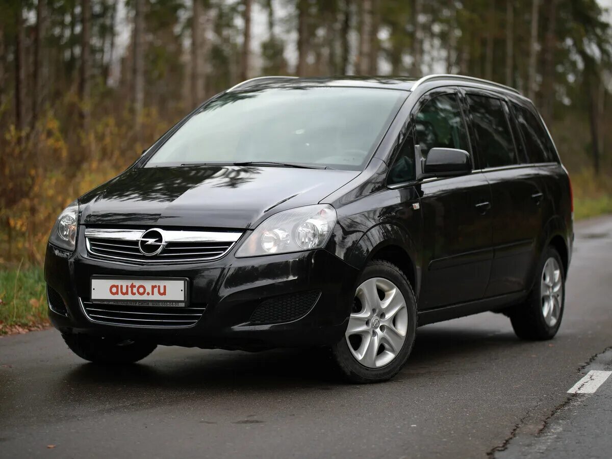 Газ зафира б. Опель Зафира 1.8 МТ. Опель Зафира 2008 черный. Opel Zafira 2012. Опель Зафира 2012.