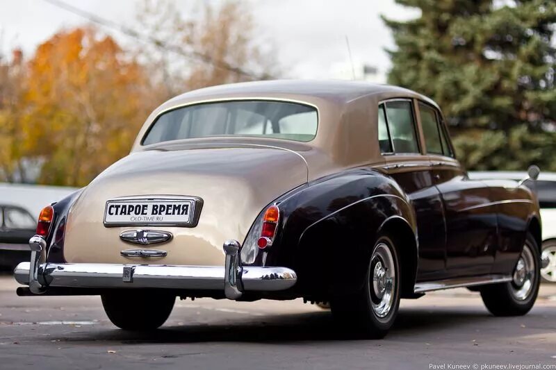 Classic roll. Rolls-Royce Silver cloud. Rolls Royce Silver cloud i. Классические английские седаны. Silver cloud i.