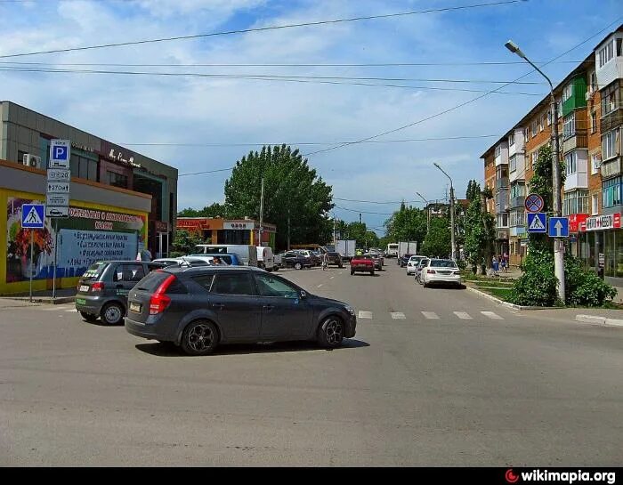 Каменск шахтинский в контакте. Каменск-Шахтинский торговые центры. Каменск-Шахтинский Ворошилова 18. Ворошилова 23 Каменск Шахтинский. Ворошилова 71 Каменск Шахтинский.