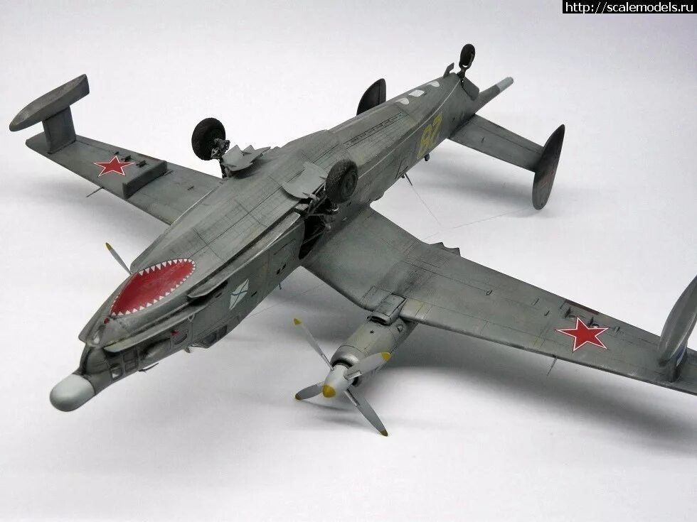 Бе 12 модель. Бе-12 1/72. Бе-12 1/144. Модель бе-12 чайка. Amodel 1/144 бериев бе-12п.