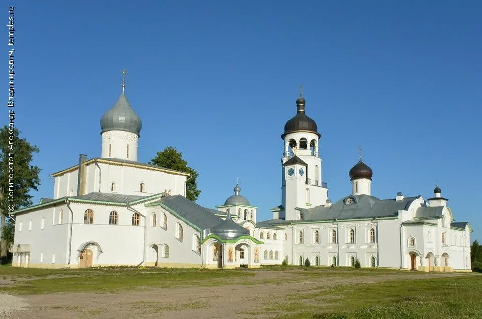 Монастыри псковской области фото. Иоанно-Богословский Крыпецкий монастырь. Крыпецкий монастырь Псков.