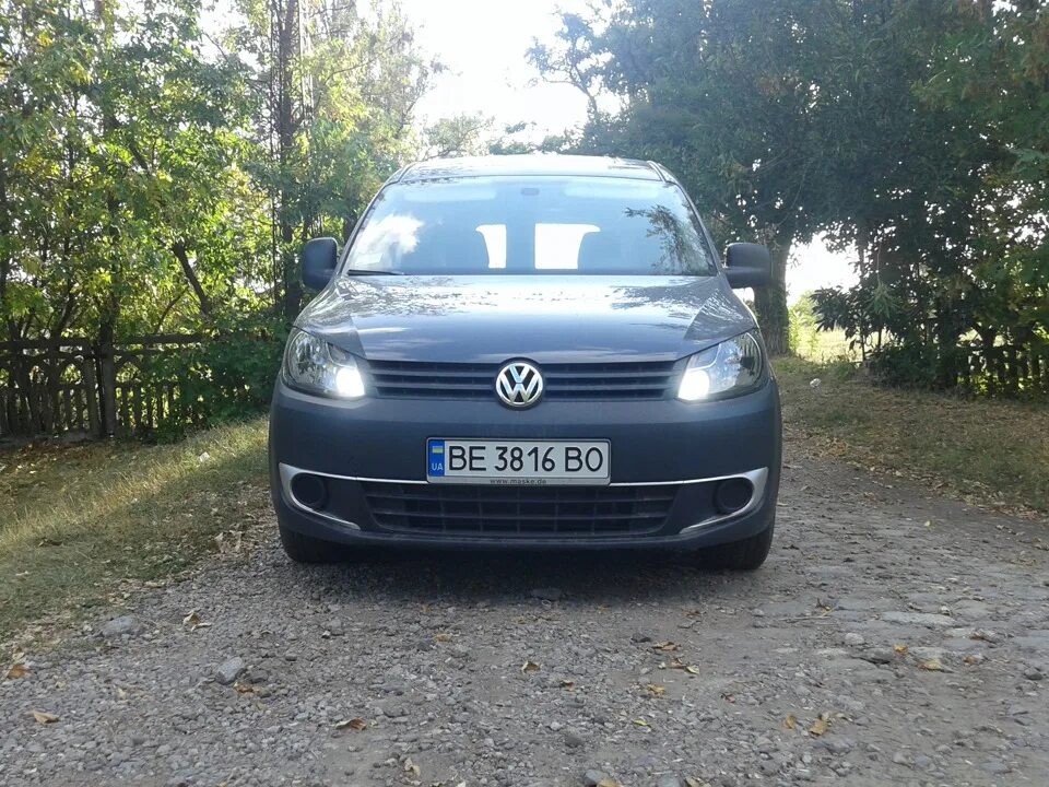 Фольксваген кадди 2006. Задние фонари на фольксваген кадди 2016. Vw caddy maxi 2010. Фольксваген кадди крыша. Фольксваген кадди 2010.