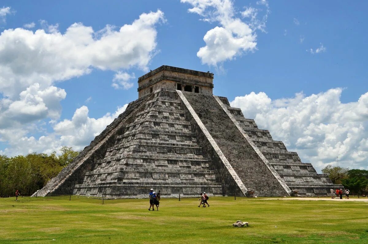 Костюм мексиканца. Мексика танцы народные. Как называется мексика. Мексиканский национальный костюм женский чьяпас. Чичен ица стена.