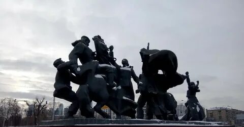Памятник революции