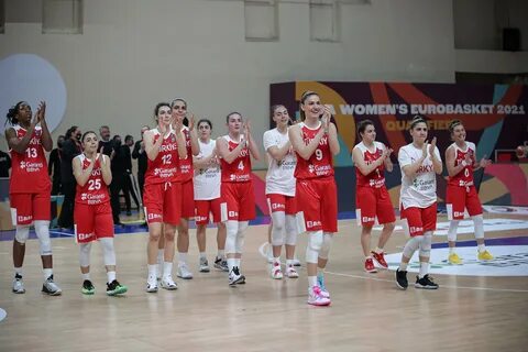 Potanın Perileri, İsviçre'yi devirdi!