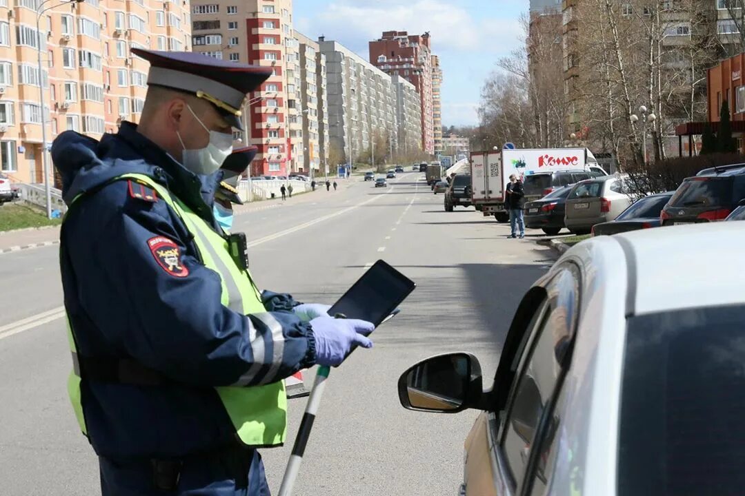 Гибдд в дзержинском. Кудрявцев Люберцы ГИБДД. ГИБДД Люберцы инспектора ДПС. Гаишник с планшетом. Сотрудники Люберецкого ГИБДД.