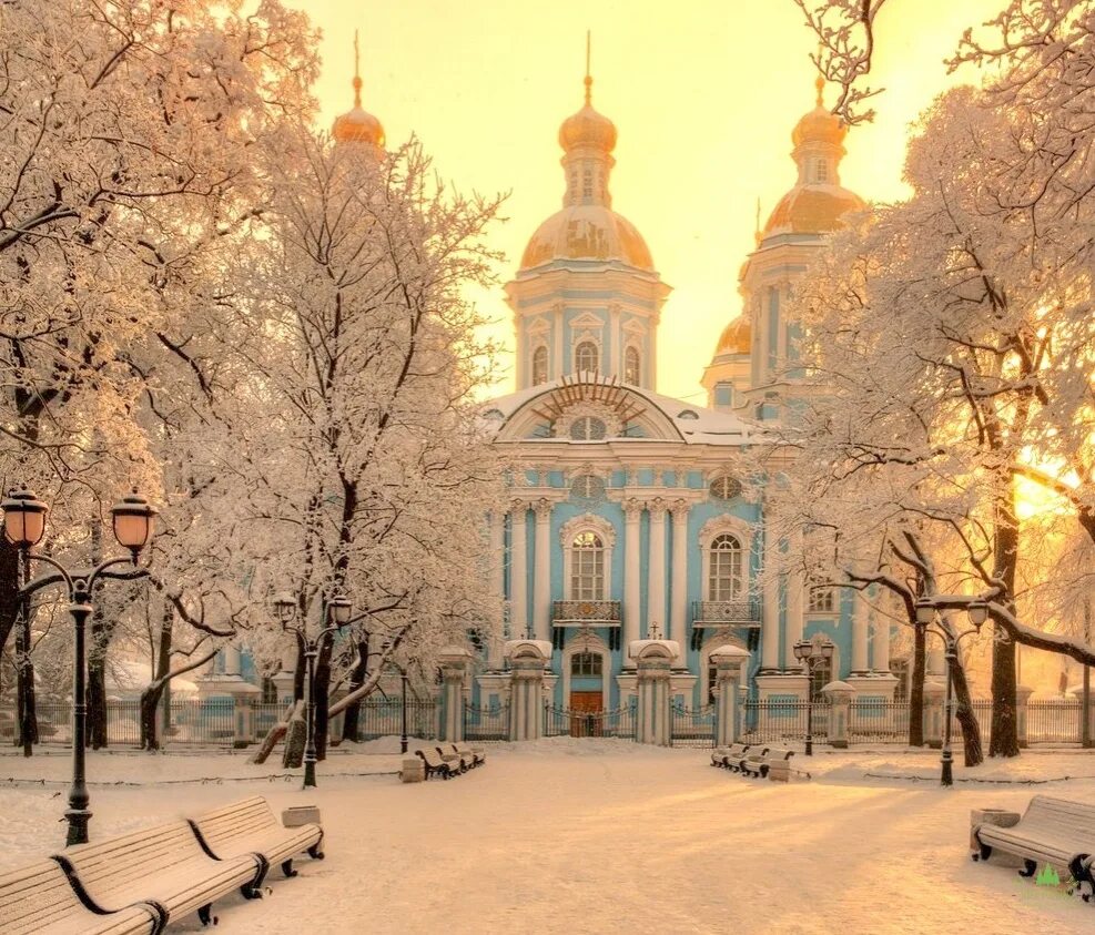 Санкт-Петербург зимой. Красота Питера зимой. Над никольским