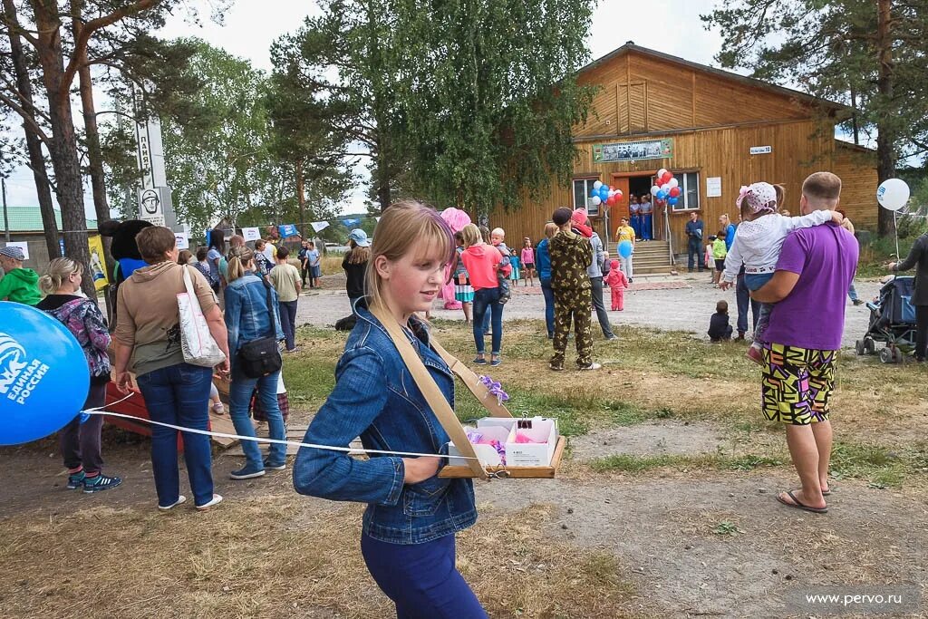 Поселок прогресс. Прогресс первоуральск. п прогресс свердловская область. посёлок прогресс первоуральск свердловской области.