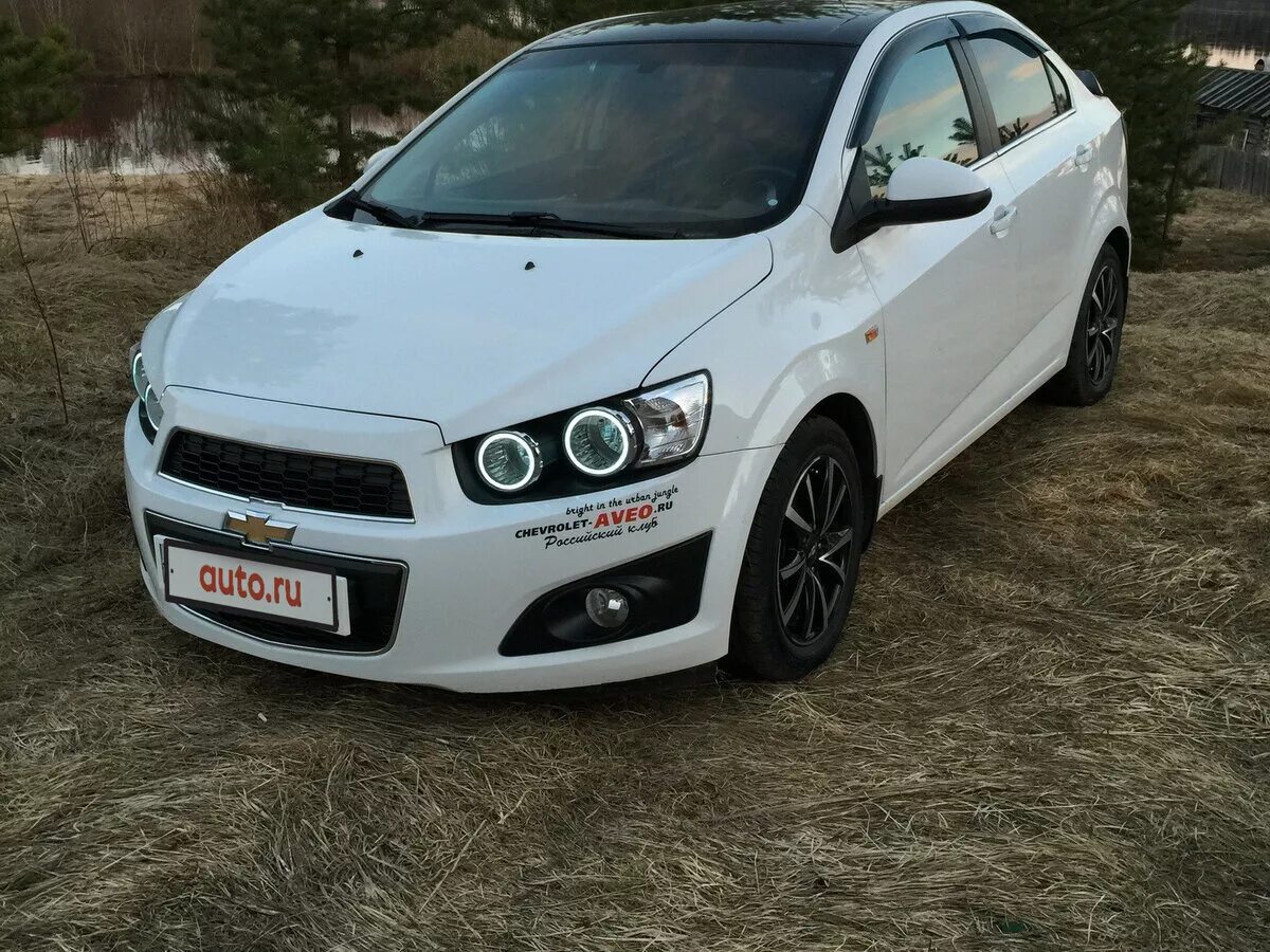 шевроле авео т300 белая