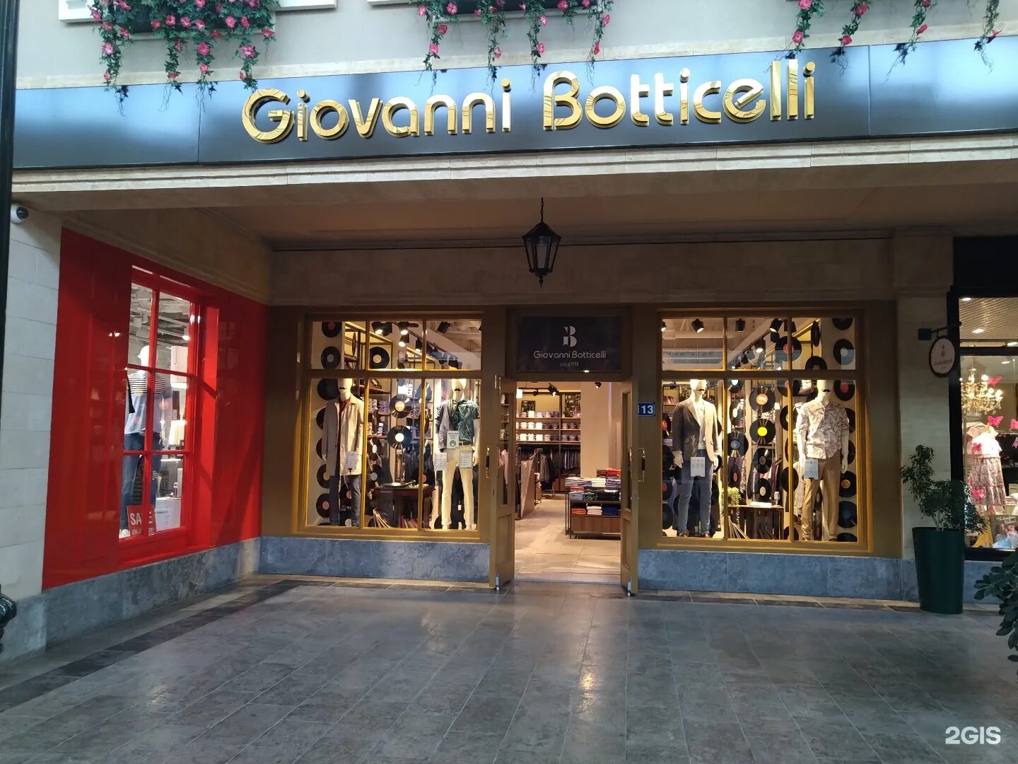 Джованни боттичелли мужская одежда. Giovanni botticelli ростов на дону мега. Боттичелли магазин. Джинсы джованни боттичелли. Сетевые магазины одежды.