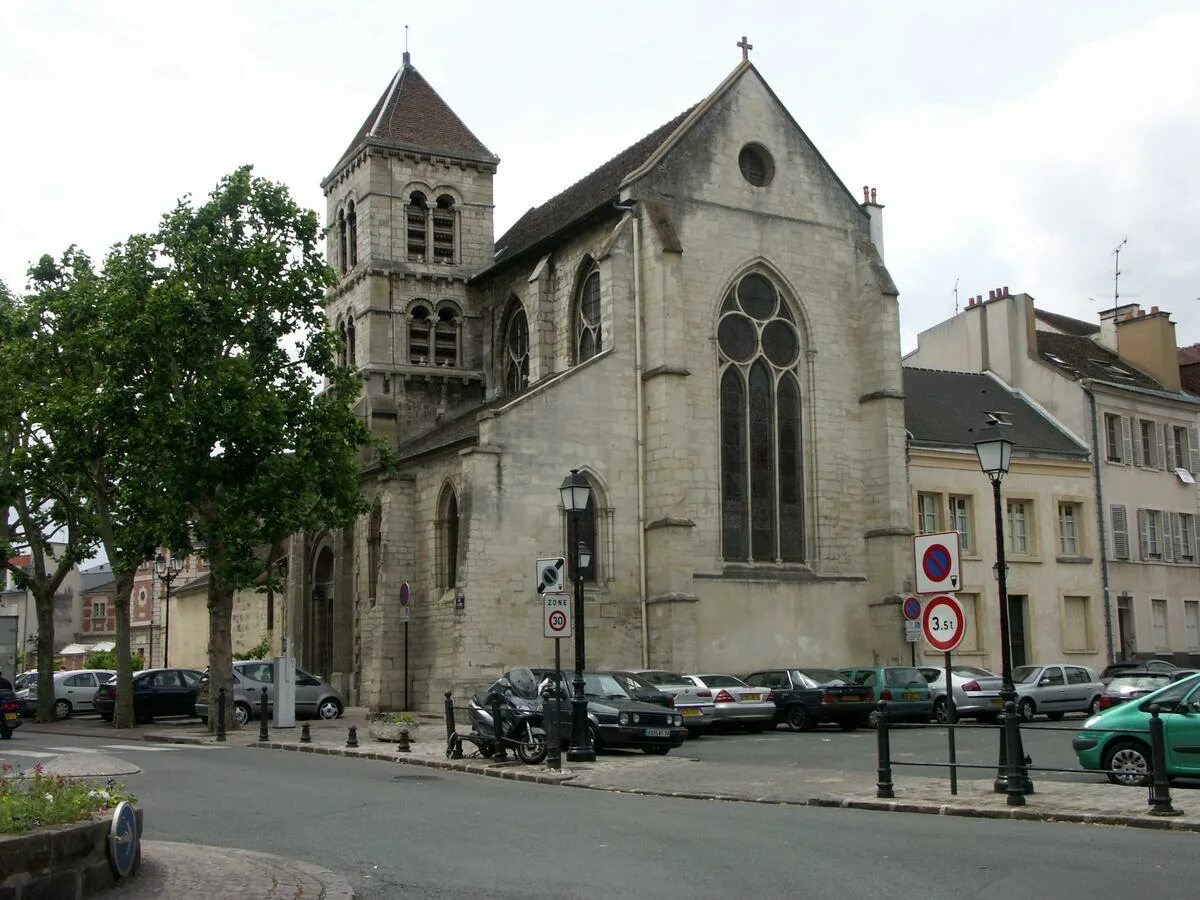 Сен-мор-де-Фоссе. Сен-Николя-де-Шан (Церковь). Церковь сен-мор. Сен-мор-де-Фоссе в средневековье. Сен 00
