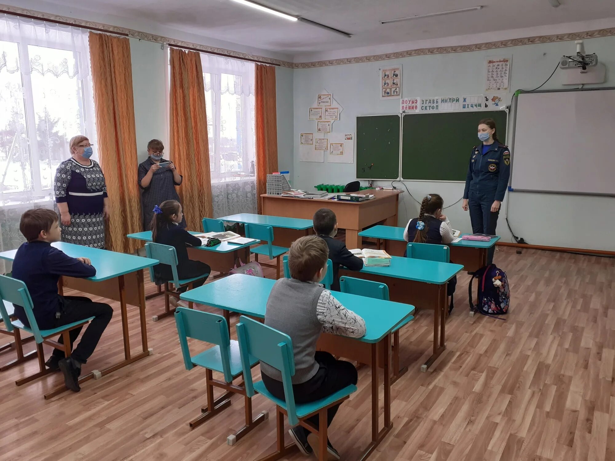 Нерастанновская СОШ. Урок безопасности в школе. Урок безопасности 9 класс фото. Урок безопасности Пашская средняя школа.