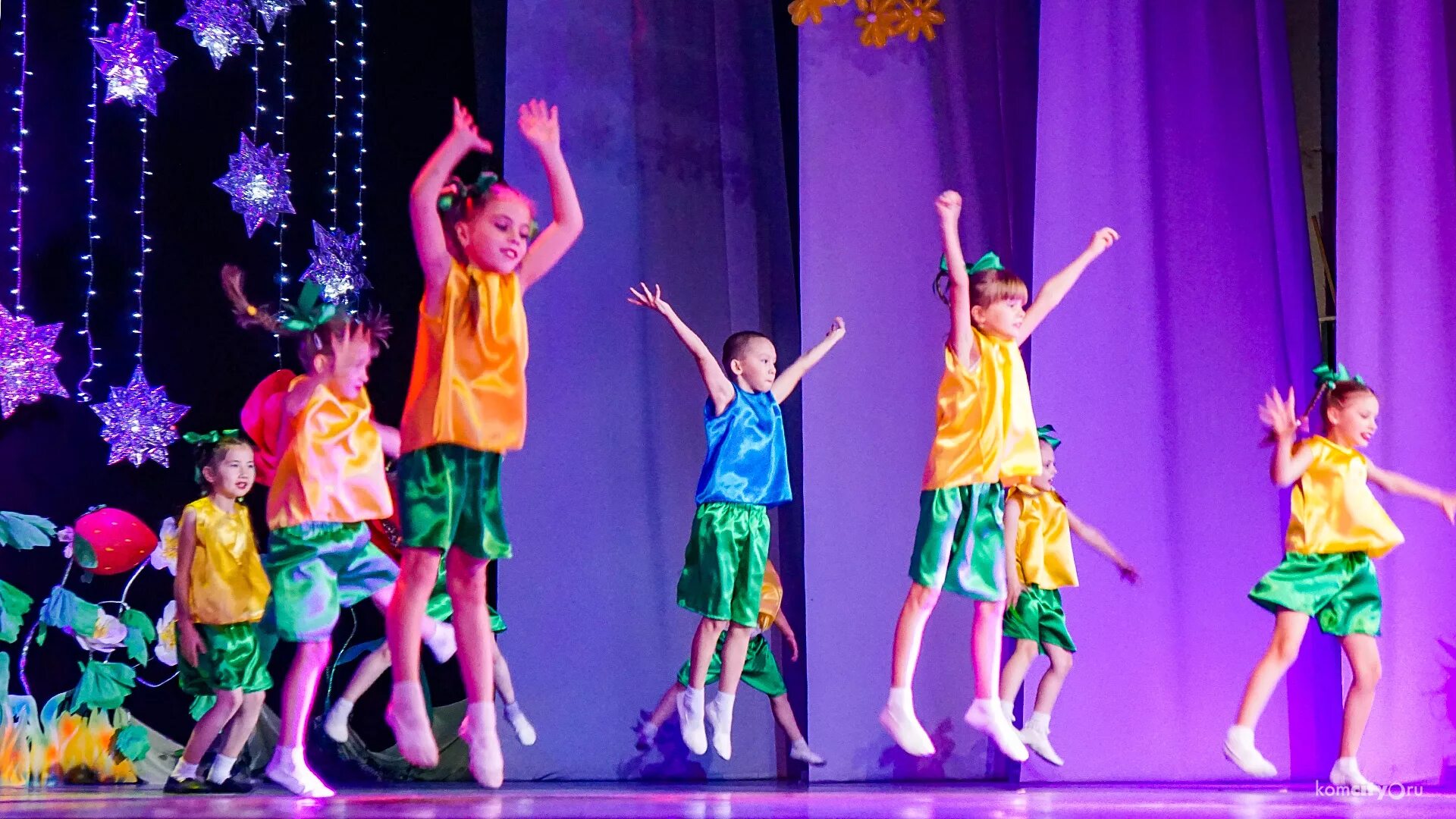 танцы в дк железнодорожников