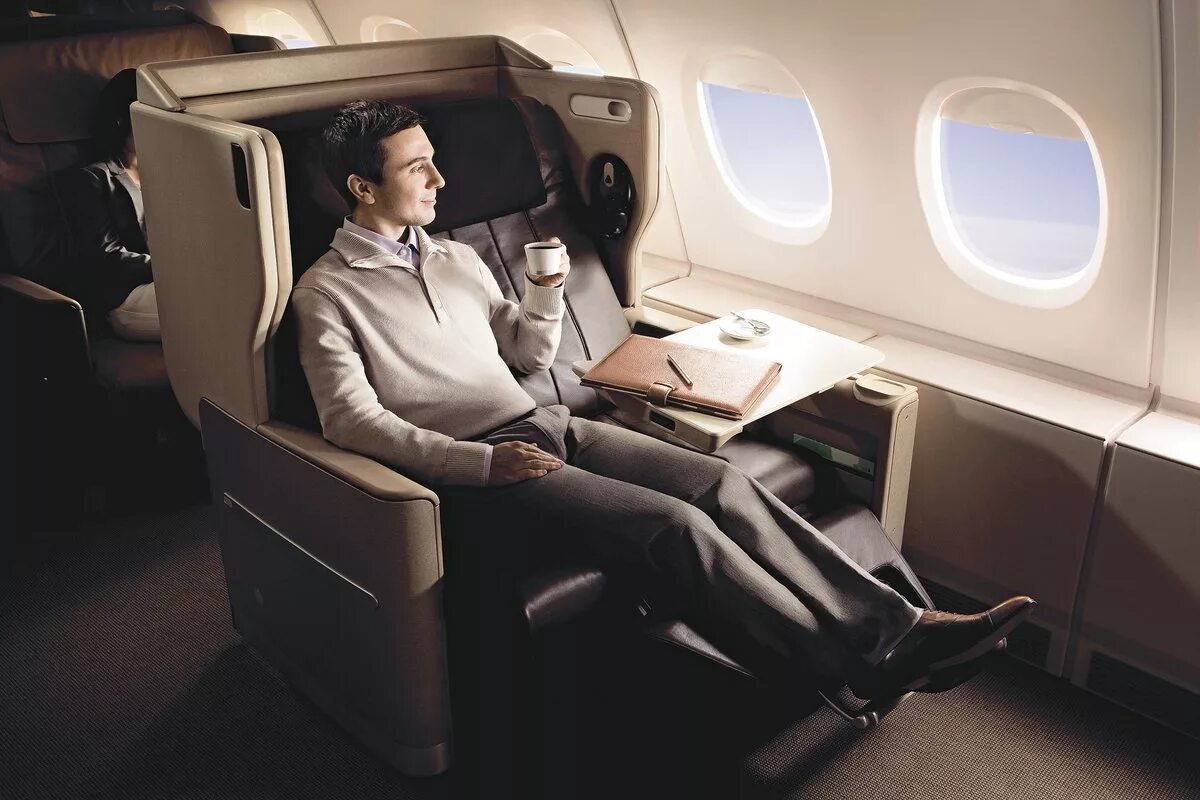 Класса бизнес можно на. Singapore Airlines Business class. Бизнес класс в самолете. Полет бизнес классом. Путешествие бизнес классом.