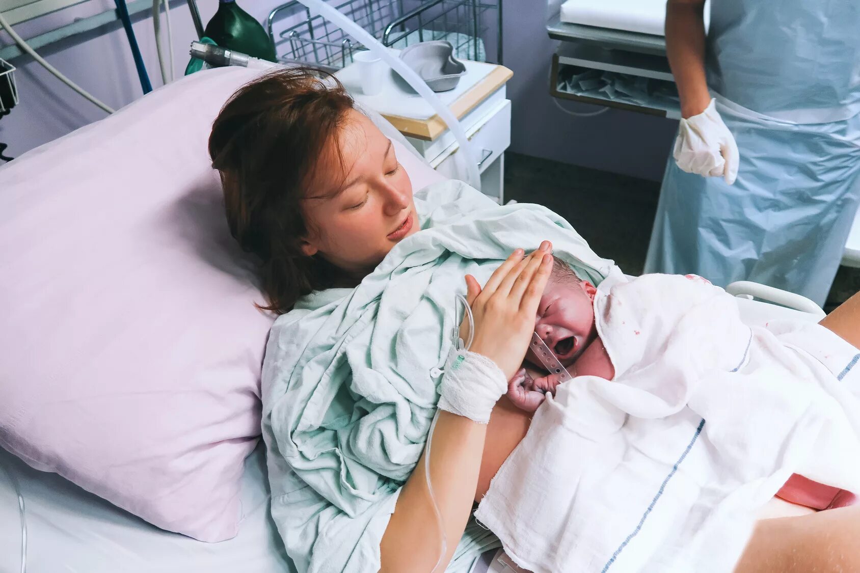Рождение ребенка в больнице. Роды беременных женщин в больнице.