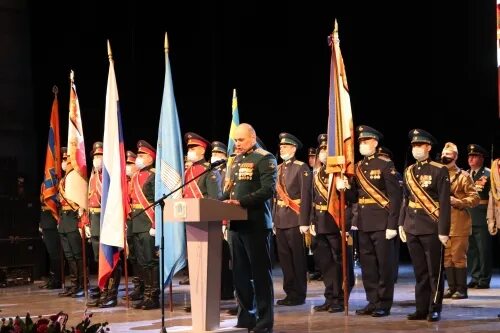 Мы армия народа ансамбль песни. 23 Февраля концерт в Кремле. Концерт к Дню защитника Отечества в Калужской областной филармонии. 23 Февраля 2004 концерт в Кремле. Орск 9 мая концерт.