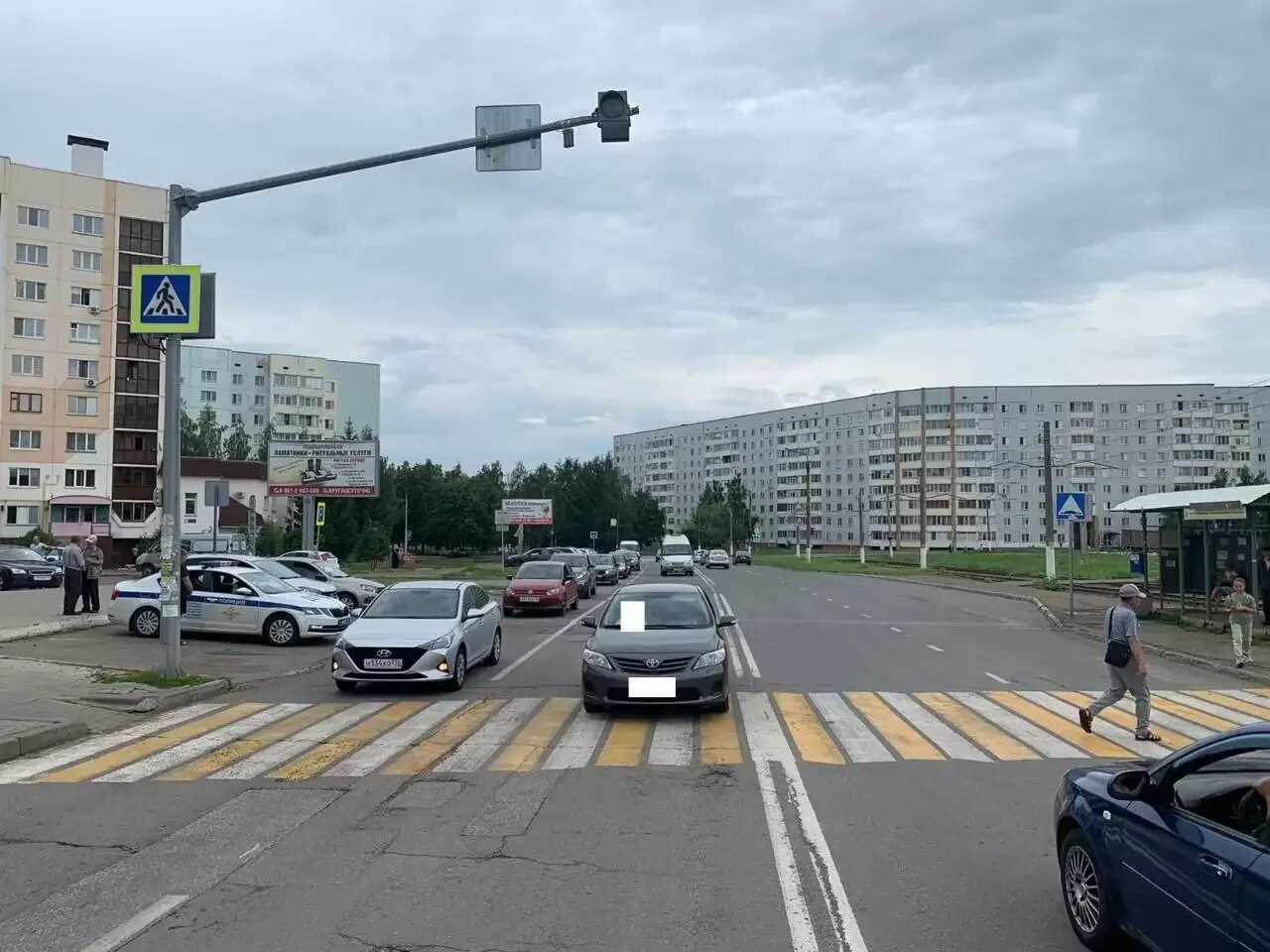 Авария нижнекамск перекресток вахитова гагарина июнь 2023. Иномарка нижнекамск. Вокзальная 34б нижнекамск. Мурадьяна 16а нижнекамск. Иномарка нижнекамск.