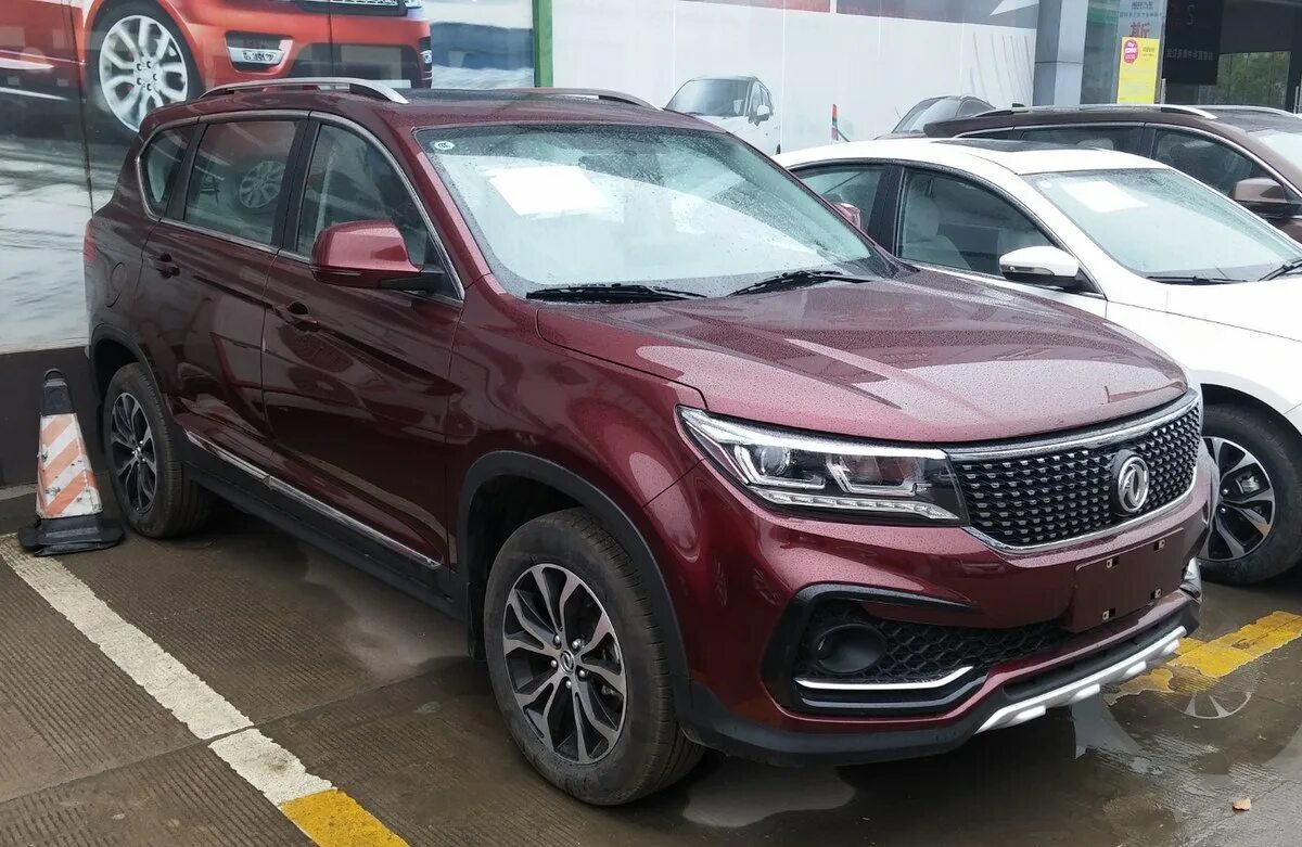 Forthing купить. Dongfeng x5. Forthing m7 Dongfeng люк. Dongfeng Fengxing s50. 2021 Dongfeng Forthing t5 EVO.