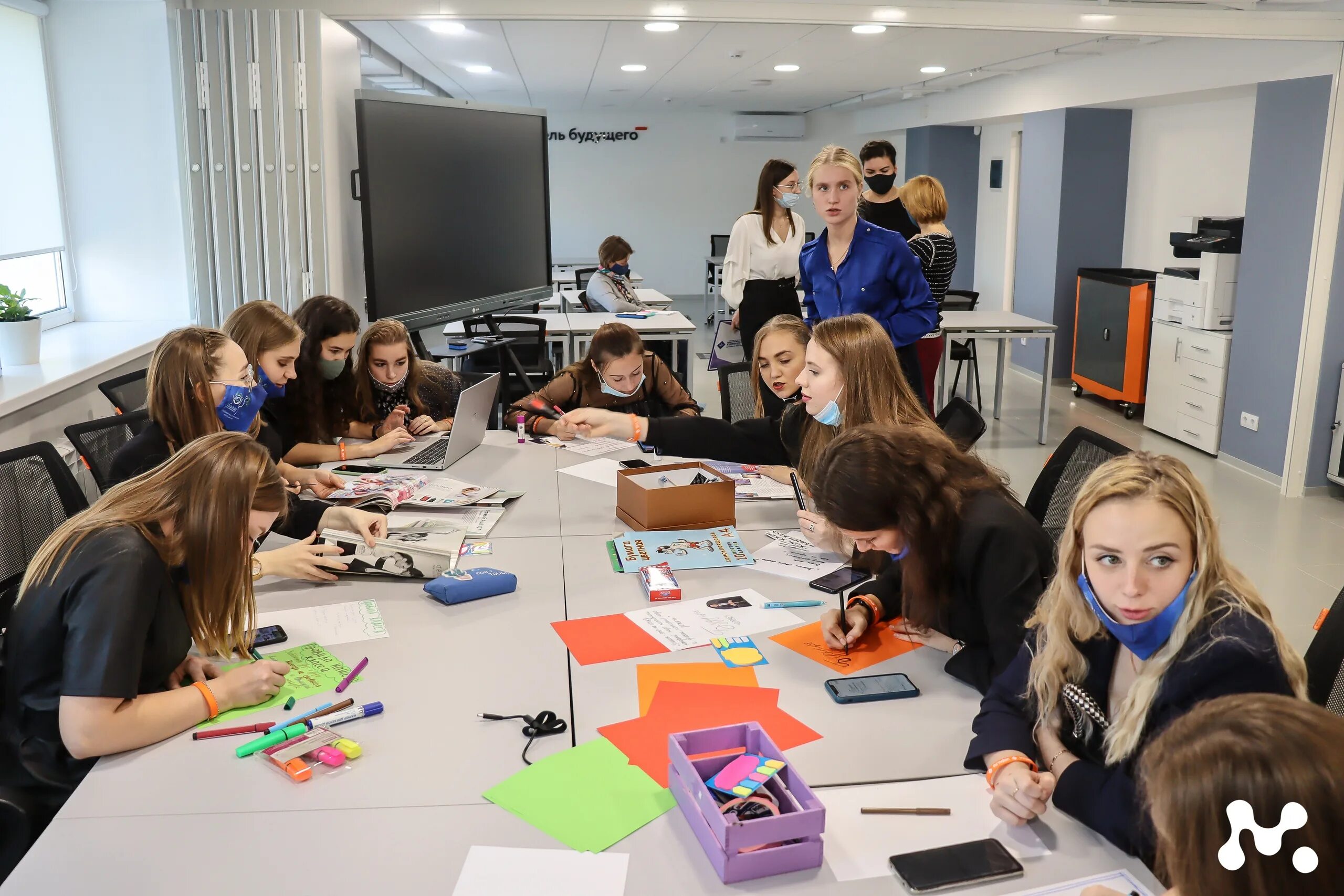 Космонавтов 26 екатеринбург институт. Ургпу проспект космонавтов 26. Герб ургпу. Уральский государственный педагогический университет лого. Печать уральский государственный экономический университет.