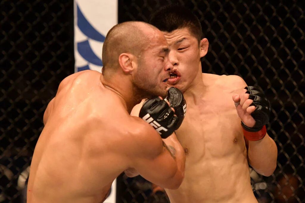 Ли цзинлян. Ли цзинлян боец. Боец ufc ли джинглианг. Ли джинглианг. Ли джинглианг.