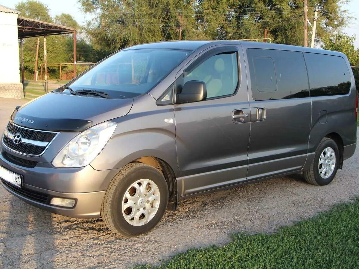 Хендай н1. Hyundai h-1. Минивэн Hyundai h1. Hyundai h1 2011. Купить хендай h