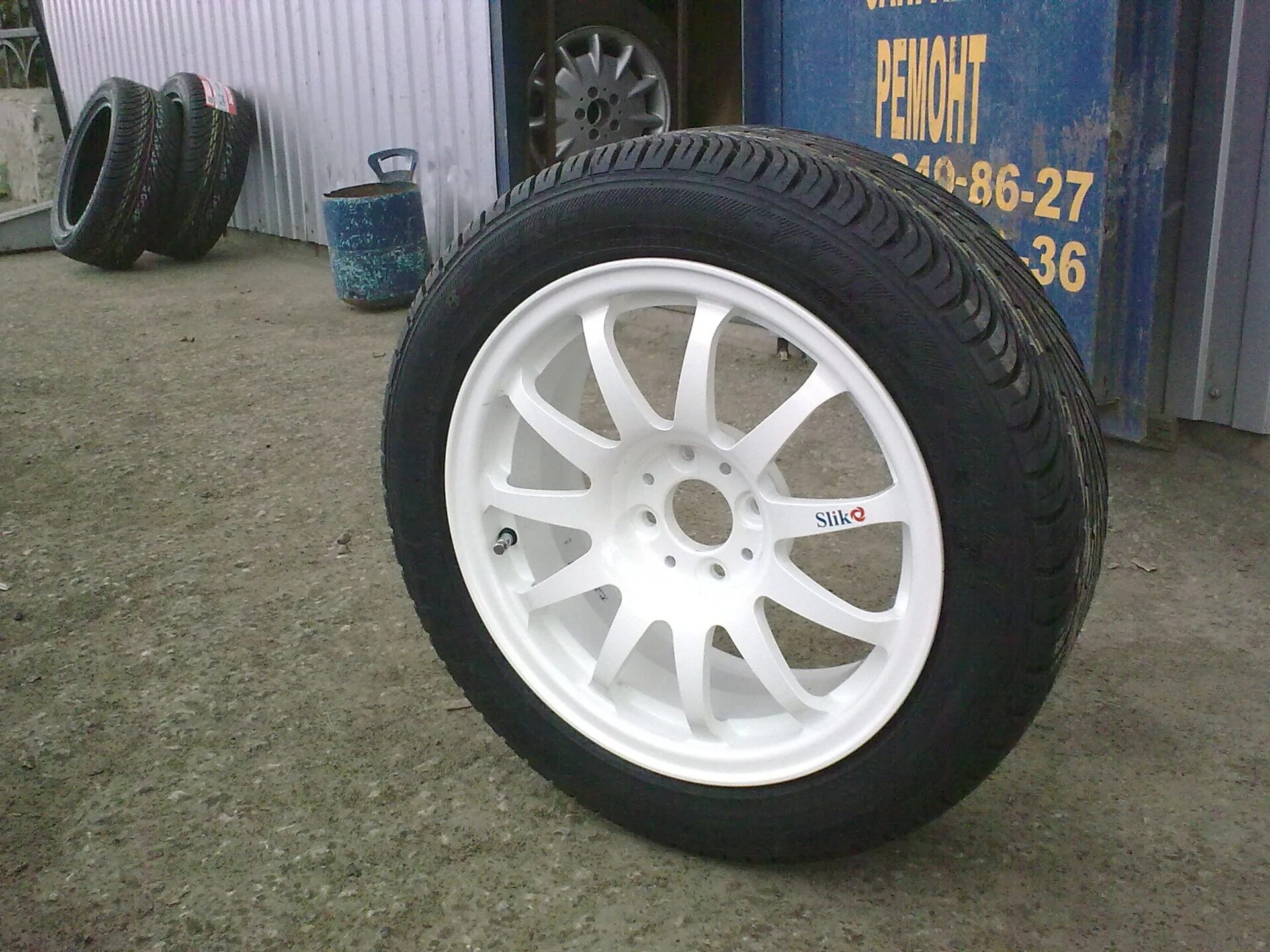 Слики r15 на ваз. Всмпо солярис р15. Slik r15 на ваз. Slik r15. Литье 16 4 на 100.