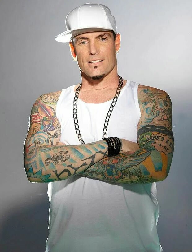Vanilla upgrade. Ванила. vanilla ice. vanilla ice рэпер. солист группы ванила айс.