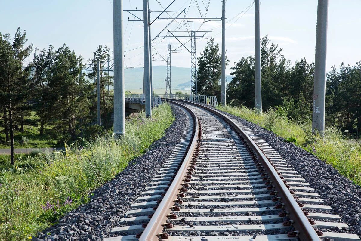 Railway line. Железнодорожный линия решт Астара. Железной дороги решт-Астара. Астара железная дорога. Решт Астара железная дорога 2021.