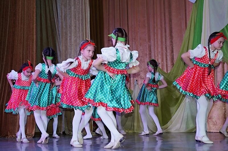Дши пыть ях. Пыть ях школа искусств. детская школа творчества пыть ях. хореографический ансамбль детство пыть ях. детская школа искусств тавда.