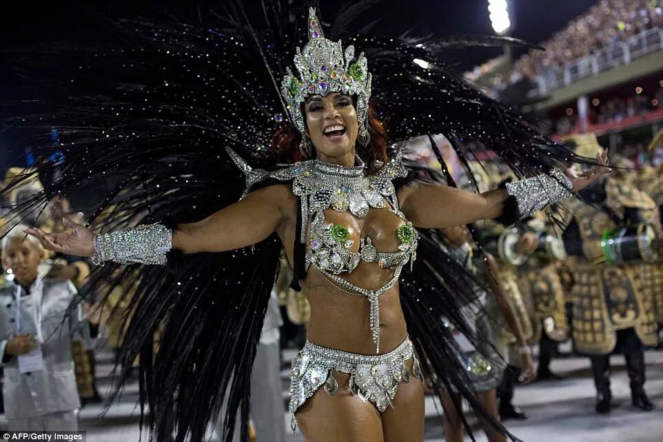 Thousands flood downtown streets in Brazil for unofficial Carnival celebrations 