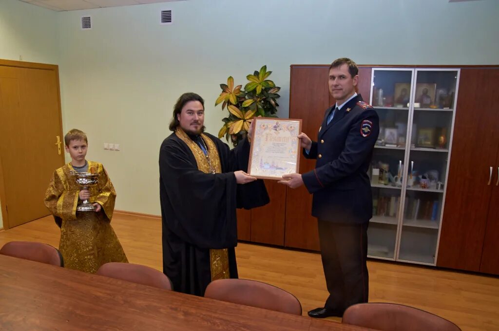 Отдел мвд россии по минераловодскому городскому округу здание фото. Омвд 4. Новости в лабытнанги в администрации. Омвд 4. Омвд 4.