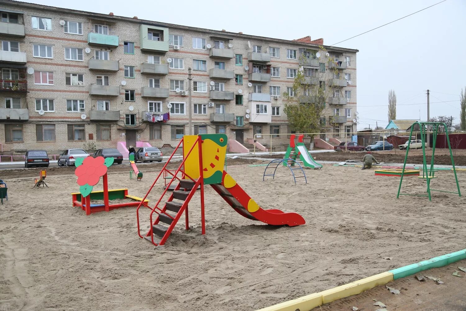 Погода п володарским. Поселок Володарский Астраханская область. Поселок Володаровка Астраханская область. Астраханская область Володарский район поселок Володарский. Поселок Володарский Астраханская область достопримечательности.