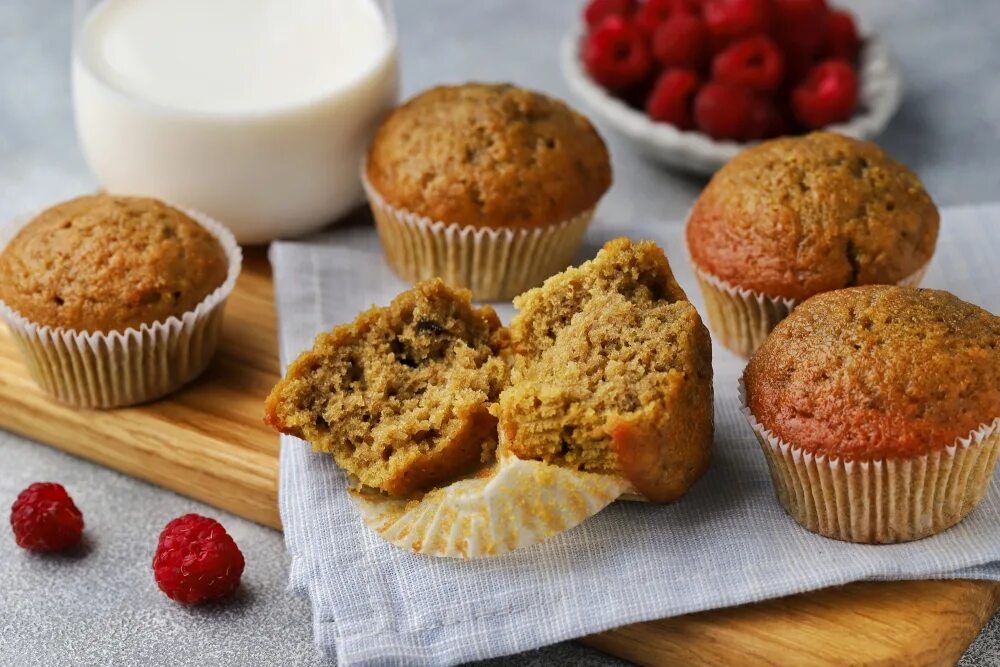 Морковные маффины. Маффины. Маффины домашние. Кексы домашние. Кекс со сгущенкой.