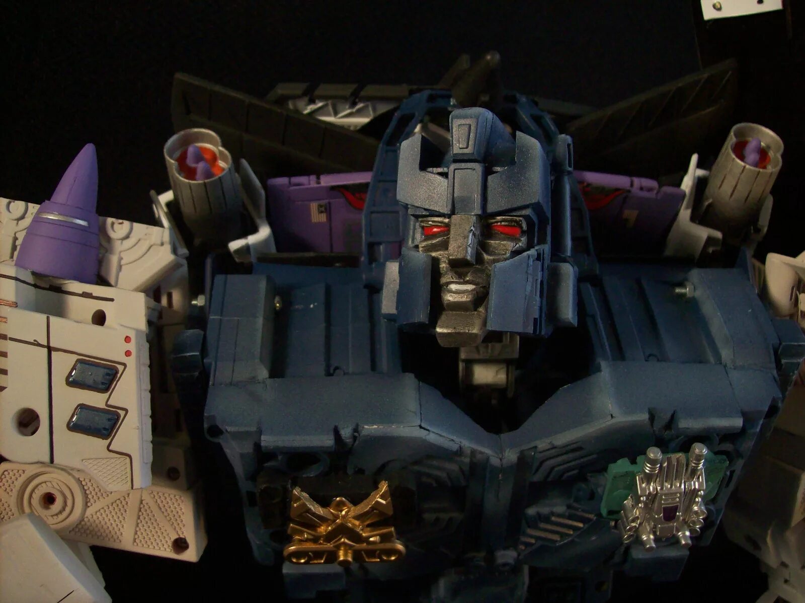 Transformers overlord. Transformers g1 overlord. трансформеры idw оверлорд. оверлорд трансформер. transformers toy overlord.