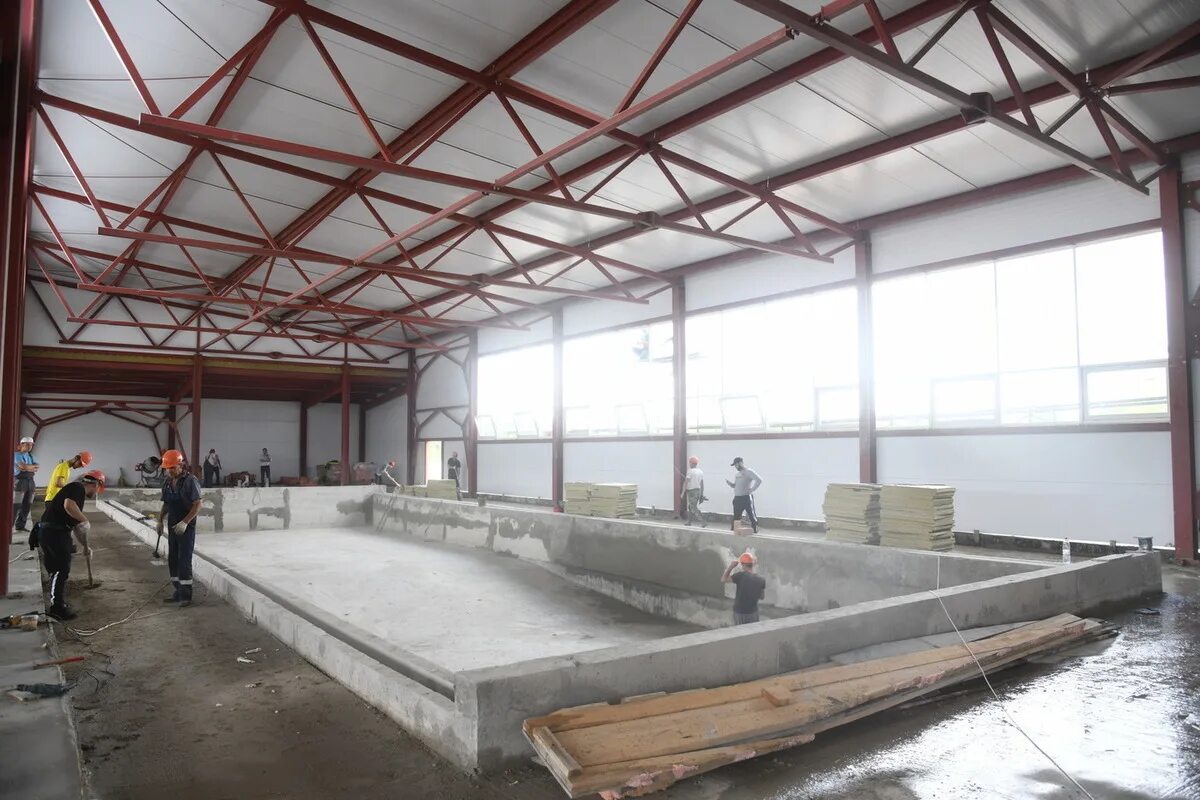 Фок лидер рамонь. Бассейн калач на дону. Бассейн в калаче новый. Бассейн старая полтавка волгоградская область. Риверсайд турбаза калач на дону.