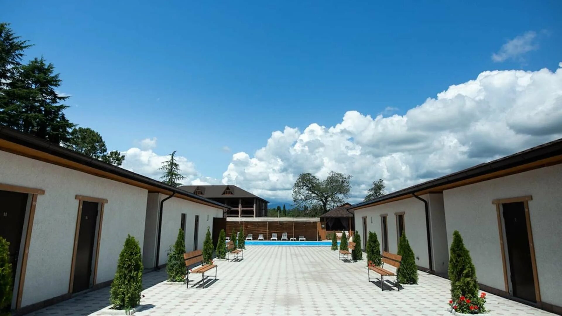 Гостиница тристан абхазия цандрипш. Отель цандрипш абхазия отзывы. Отель цандрипш абхазия отзывы. Экохаус цандрипш абхазия. Санрайз абхазия гагра.