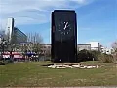 Center clock