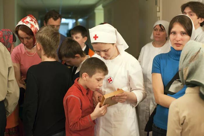 Интернаты проблемы. Православное Милосердие. Сестры милосердия в детском доме. Религиозная благотворительность. Церковная благотворительность.