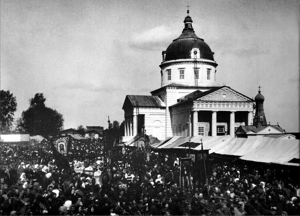 Церковь до революции. Село великорецкое вятка. николаевская церковь великорецкое. великорецкое часовня 19 век. великорецкое - 19 век.