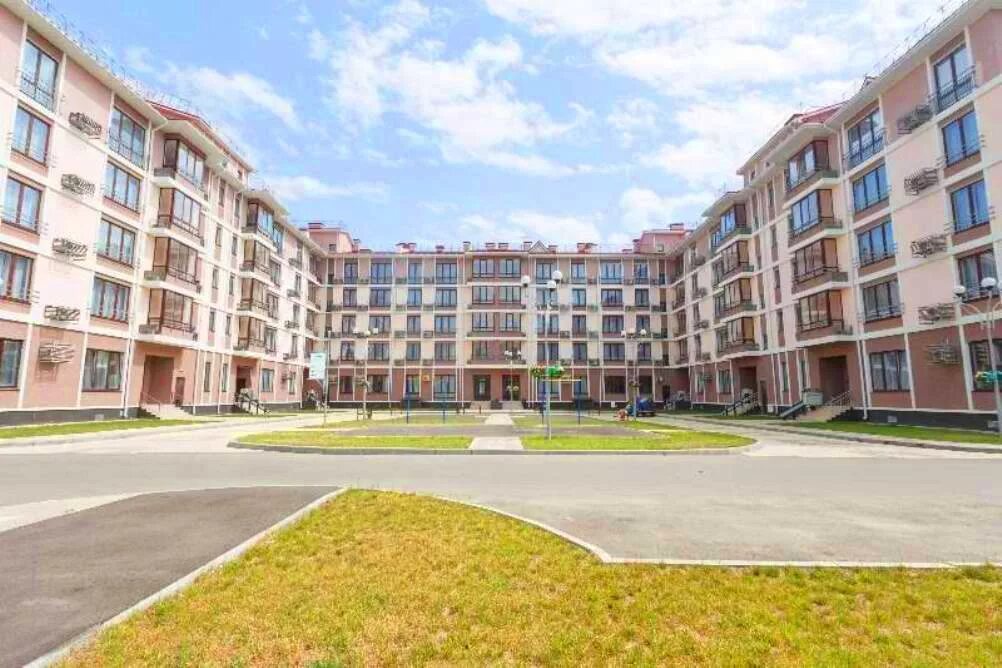 екатериновский квартал адлер. апартаменты екатерининский квартал адлер. сочи адлер екатерининский квартал. отель бархатные сезоны сочи спортивный квартал. апартаменты екатерининские.