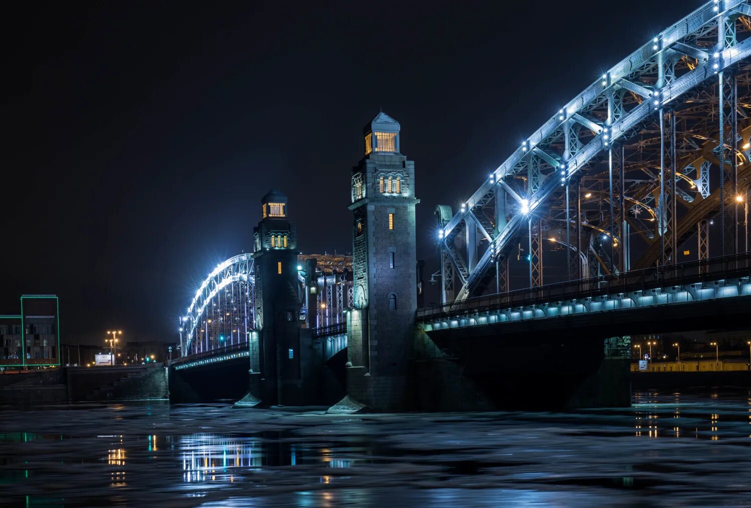 Мост Петра Великого в Санкт-Петербурге. Большеохтинский мост в Санкт-Петербурге. Охтинский мост Питер. Мост Петра Великого СПБ