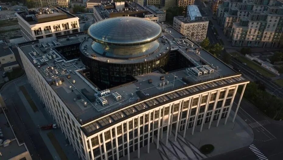 Ратуша в санкт петербурге. Невская ратуша санкт-петербург. бц невская ратуша санкт-петербург. здание невская ратуша в санкт-петербурге. невская ратуша новгородская 20.