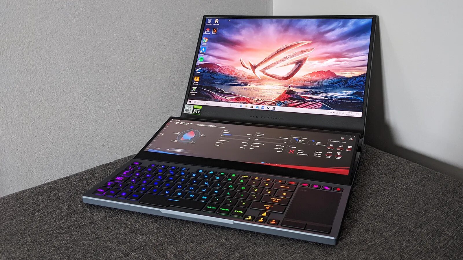 ASUS ROG Zephyrus Duo 15. ASUS ROG Zephyrus Duo 16. ASUS ROG Zephyrus Duo gx550. ASUS ROG Zephyrus Duo 15 gx550lxs. Asus zephyrus обзор