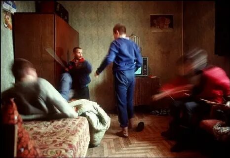 Под 90 е
