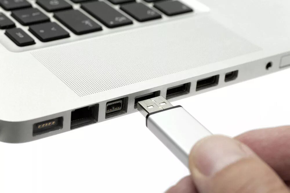 Компьютер usb установить. Юсб порт разъем. флешка для ноута усб. юсб разъем на ноуте. разъем для флешек на компьютер.