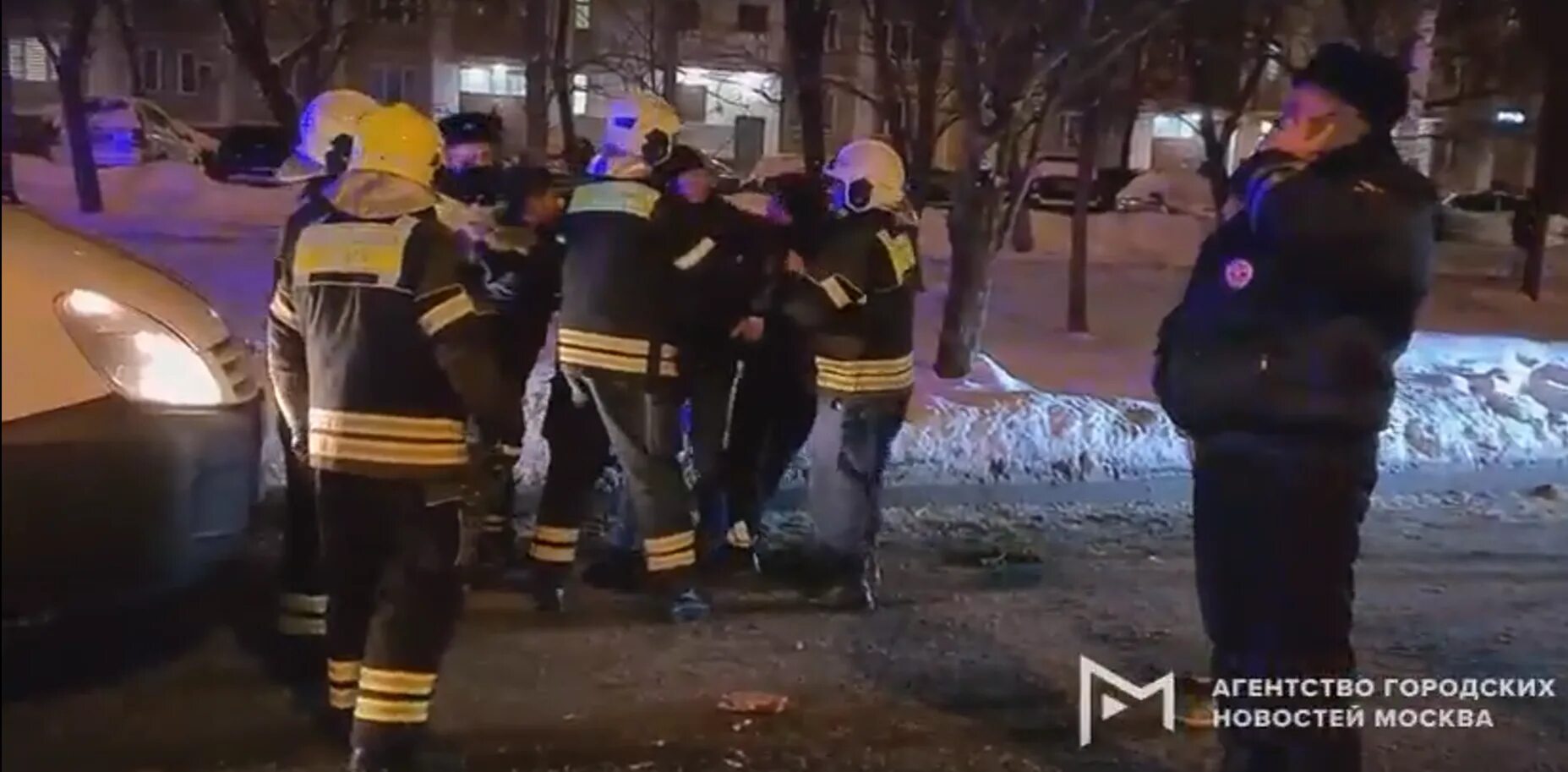 Что случилось в новочеркасске. Дтп на новочеркасском бульваре. авария на новочеркасском бульваре вчера. дтп в новочеркасске 6 подростков.
