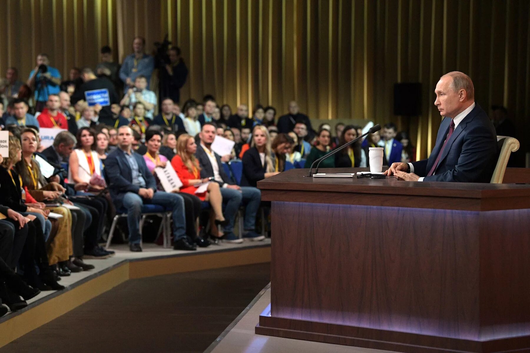 международная безопасность. видео с конгресса в дубне. международные конференции 2019. международная конференция ai journey. бизнес мероприятия.