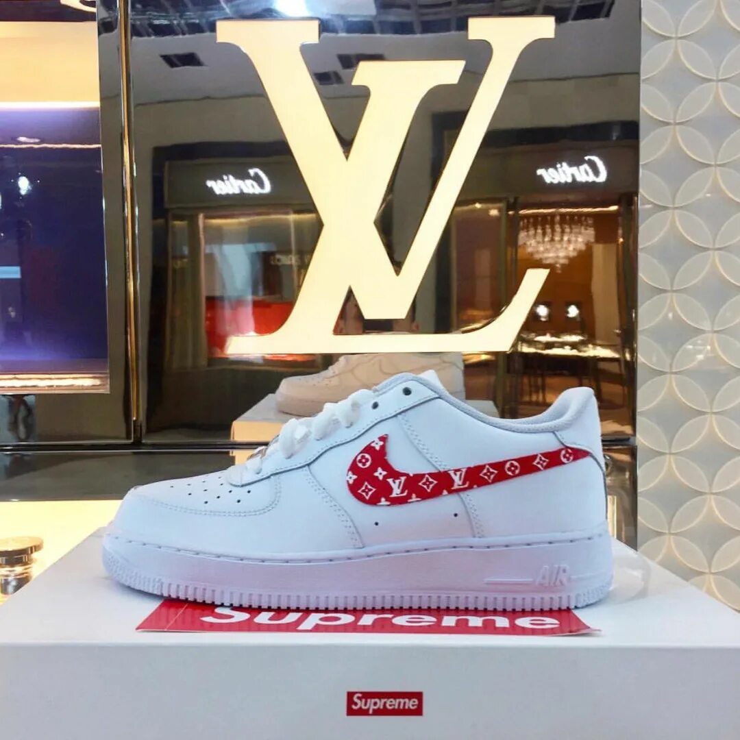 Кроссовки Луи витон найк. Кеды найк Луи Виттон. Nike Air Louis Vuitton. Supreme lv Nike. Кроссовки найк луи виттон