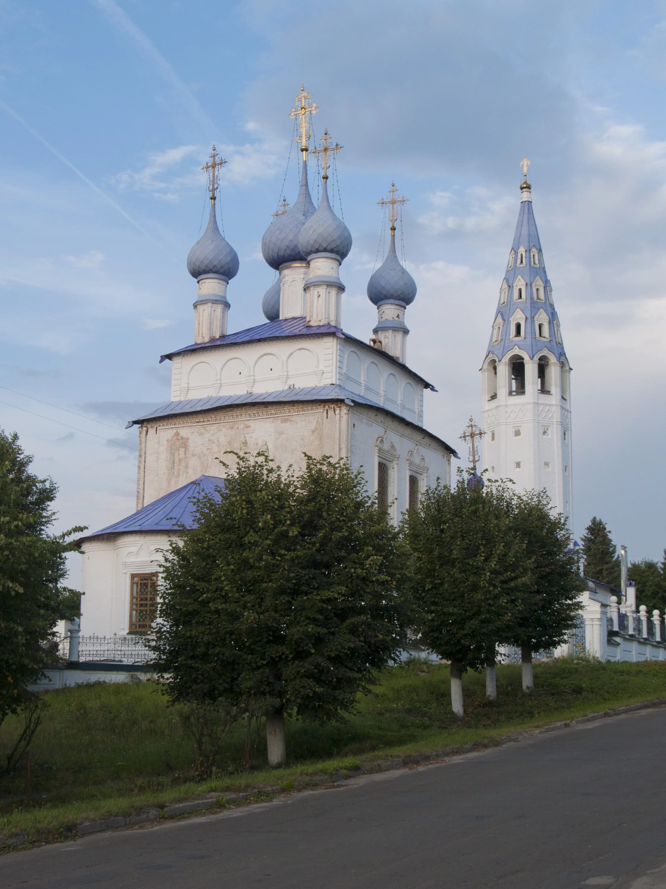 Крестовоздвиженская церковь (палех). Палех, ивановская область. Крестовоздвиженский храм палех. Кресьрвоздаиженнская храм палех. Крестовоздвиженский монастырь в палехе.