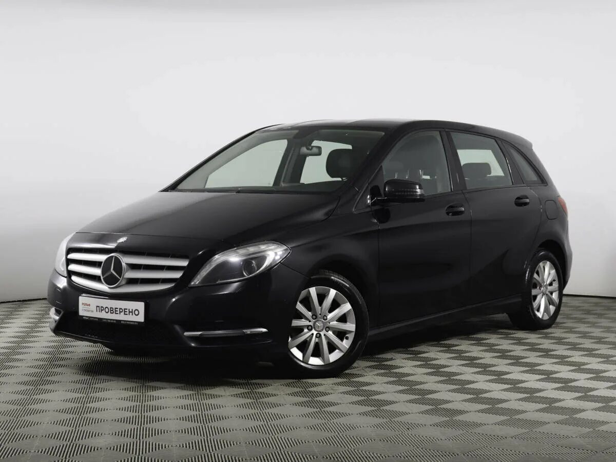 Мерседес б с пробегом. Mercedes b200 w246. Мерседес b200 2012. Мерседес b200 w246 черный. Mercedes-Benz b-класс 200 II (w246).